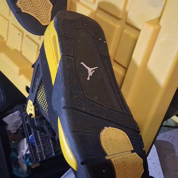 Jordan 4 thunder size 10 - Picture 6 of 8